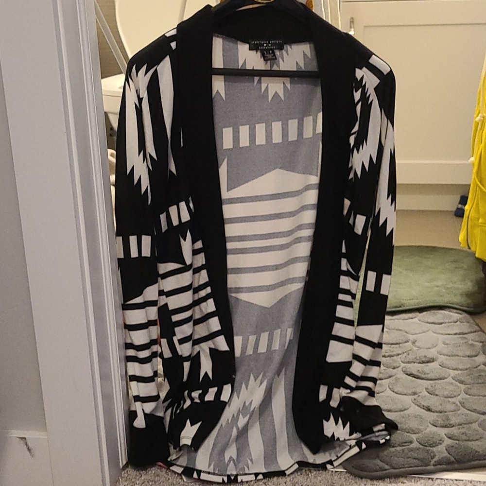 Geometric cardigan long sleeve